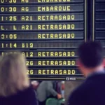 Retraso o cancelación de vuelo: cómo pedir compensación y reembolso (guía completa)