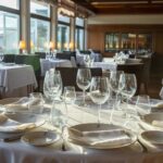 Cancelar reserva en restaurante: ¿Es legal que te cobren una penalización por no presentarte?